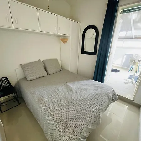 Appartement Avec Vue Sur Port, Climatisation, Parking Et Wi-Fi - Fr-1-723-169 Appartement *
